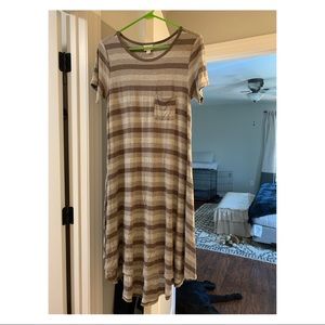 Lularoe Carly dress